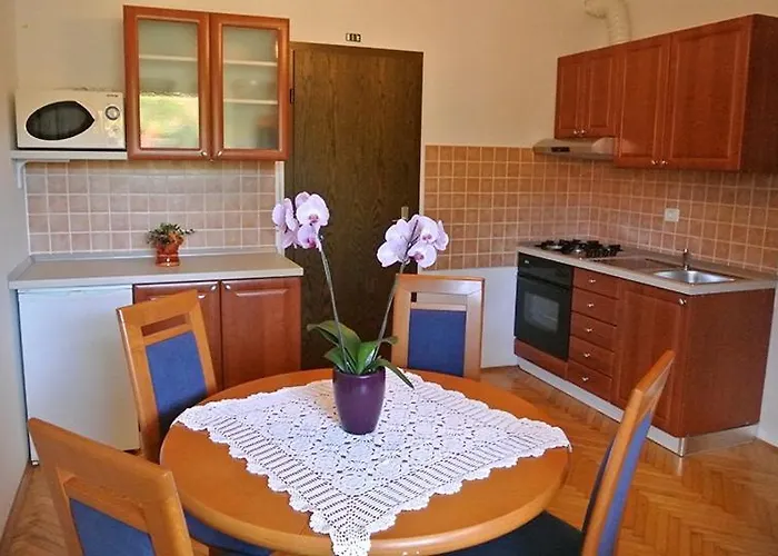 Apartmaji Nika